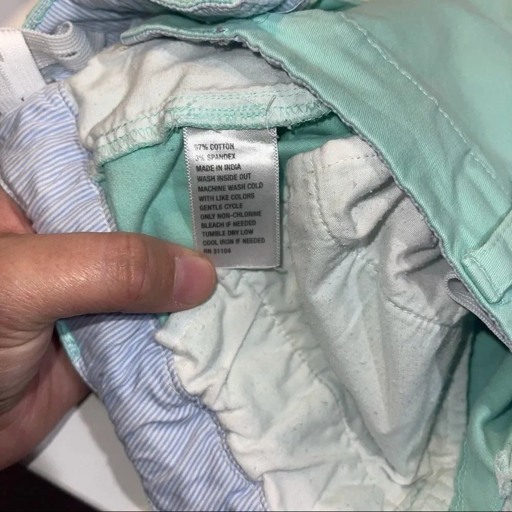 4/$25 - Crown‎ & Ivy Mint Green Chino Shorts